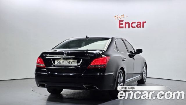 Hyundai Equus из Кореи Encar