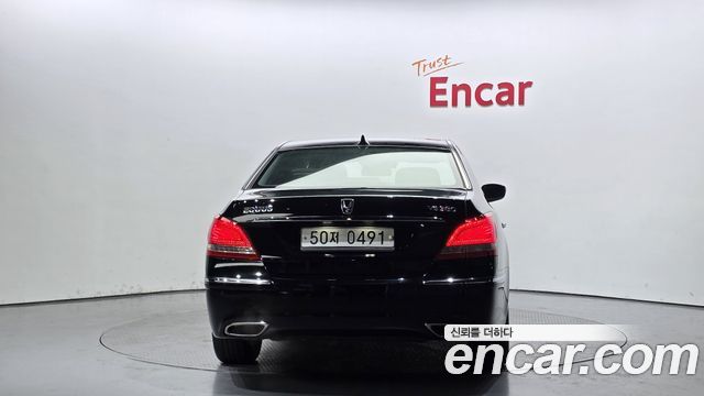 Hyundai Equus из Кореи Encar