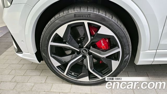 Audi RSQ8 4.0 TFSI Quattro — пробег 43 841 км