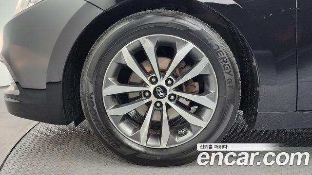 Hyundai Grandeur HG240 Luxury — пробег 247 285 км