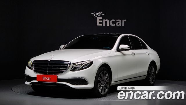 Mercedes-Benz E-Class из Кореи Encar