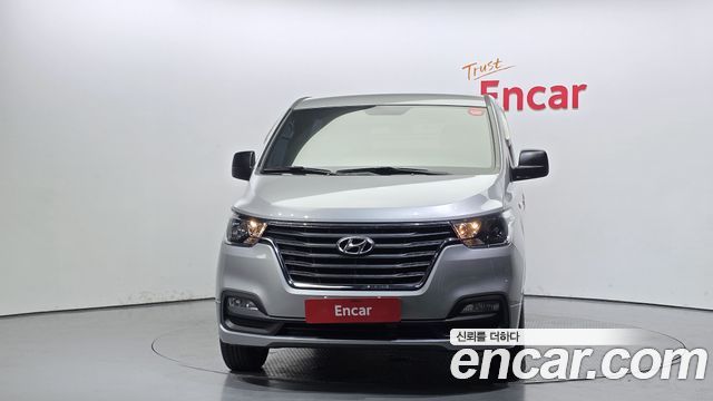 Hyundai Starex Van 5-Seater Smart — пробег 60 482 км — фото 3 из 5