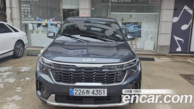 Kia Seltos из Кореи Encar