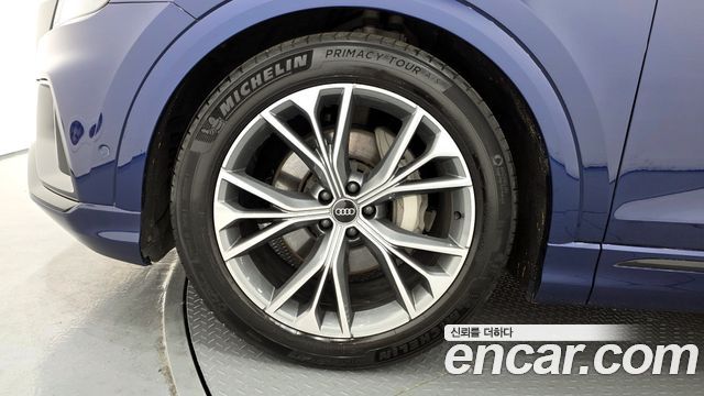 Audi Q8 из Кореи Encar