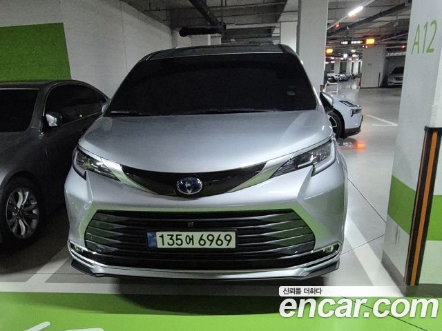 Toyota Sienna из Кореи Encar