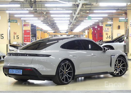 Porsche Taycan из Кореи Encar