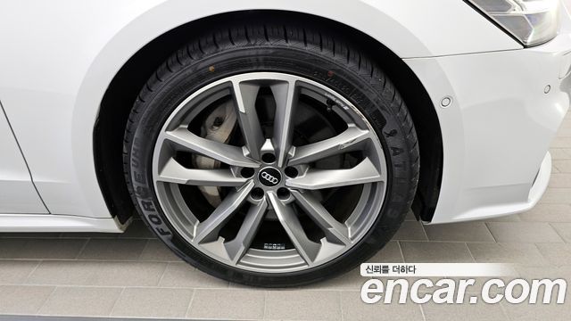 Audi A7 из Кореи Encar