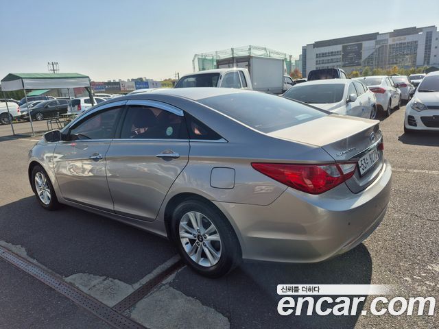 Hyundai Sonata Premier Deluxe — пробег 139 024 км