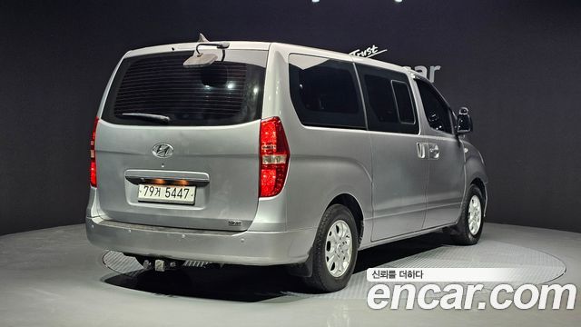 Hyundai Starex 12-Seater Wagon CVX Deluxe — пробег 239 423 км