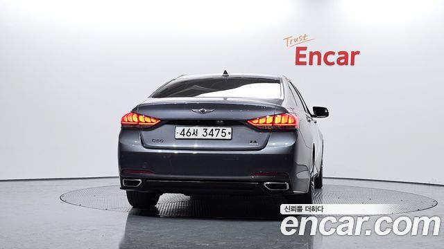 Hyundai Genesis из Кореи Encar