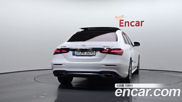 Mercedes-Benz E-Class E350 4MATIC AMG Line — пробег 59 388 км — фото 4 из 5