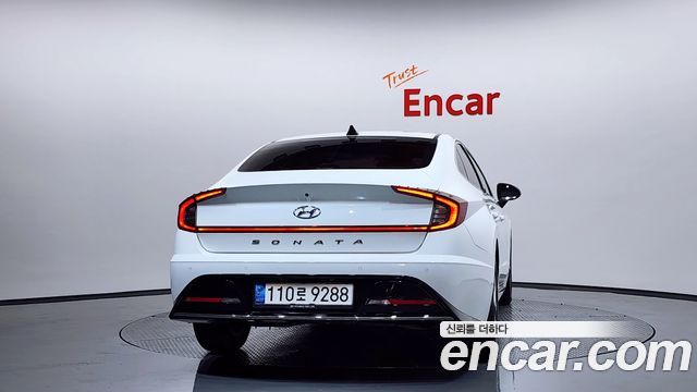 Hyundai Sonata 2.0 Premium Plus — пробег 27 577 км — фото 4 из 5