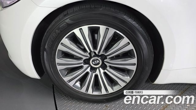 Kia K9 из Кореи Encar