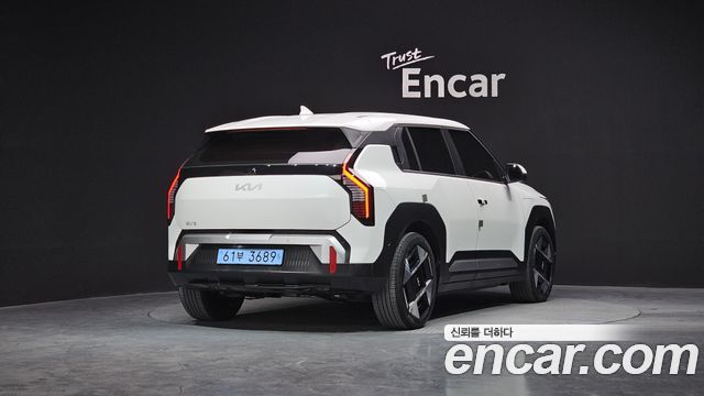 Kia EV3 из Кореи Encar