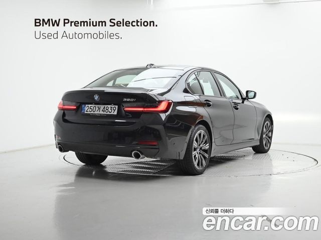 BMW 3-Series из Кореи Encar