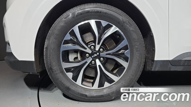 Kia Carnival 9-Seater Prestige — пробег 57 054 км