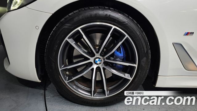 BMW 5-Series 520i M Sport — пробег 34 459 км