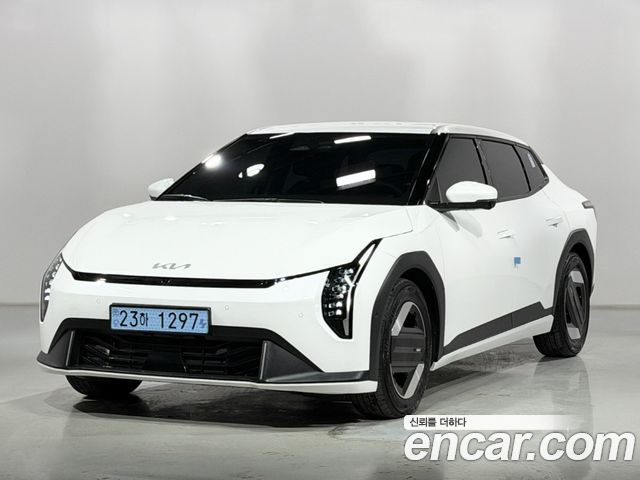 Kia EV4 из Кореи Encar