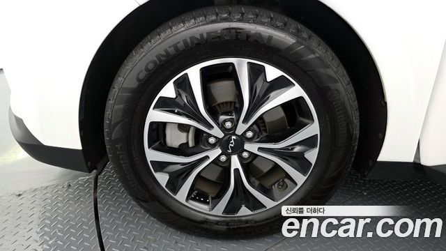 Kia Carnival 9-Seater Signature — пробег 49 615 км — фото 5 из 5