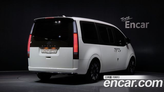 Hyundai Staria из Кореи Encar