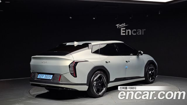 Kia EV4 из Кореи Encar