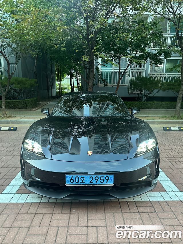 Porsche Taycan из Кореи Encar