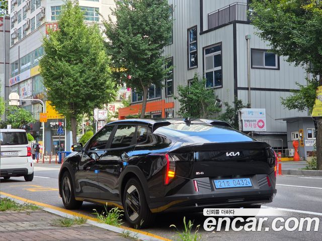 Kia EV4 из Кореи Encar