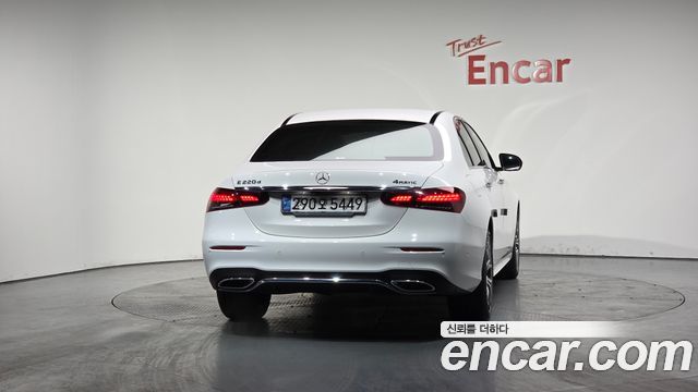 Mercedes-Benz E-Class из Кореи Encar