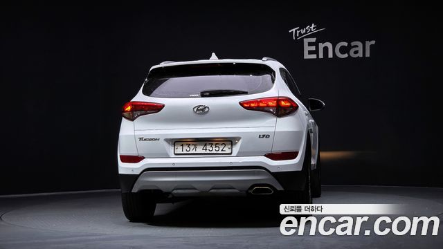 Hyundai Tucson Diesel 1.7 2WD Premium — пробег 137 094 км