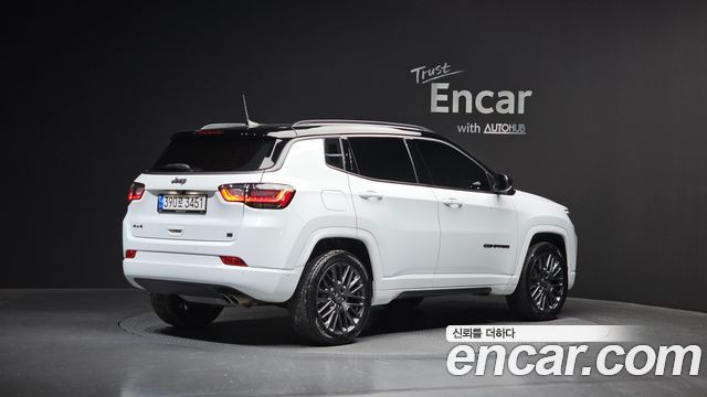 Jeep Compass из Кореи Encar