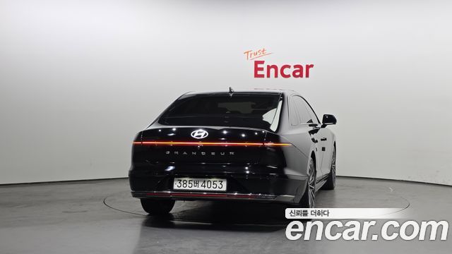 Hyundai Grandeur 3,5 Gasoline 4WD Calligraphy — пробег 69 634 км