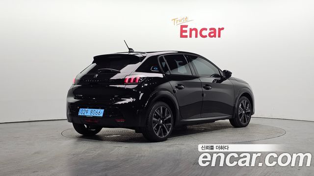 Peugeot 208 из Кореи Encar