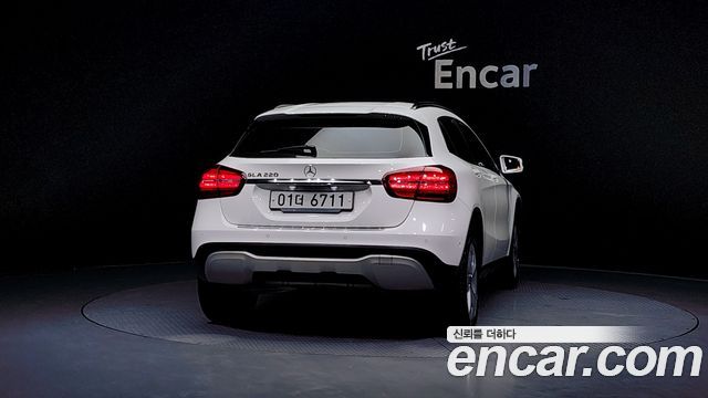 Mercedes-Benz GLA-Class из Кореи Encar
