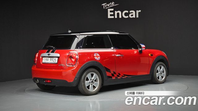 Mini Cooper Standard 3rd — пробег 87 589 км — фото 2 из 5
