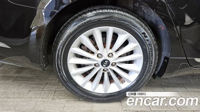 Kia K7 из Кореи Encar