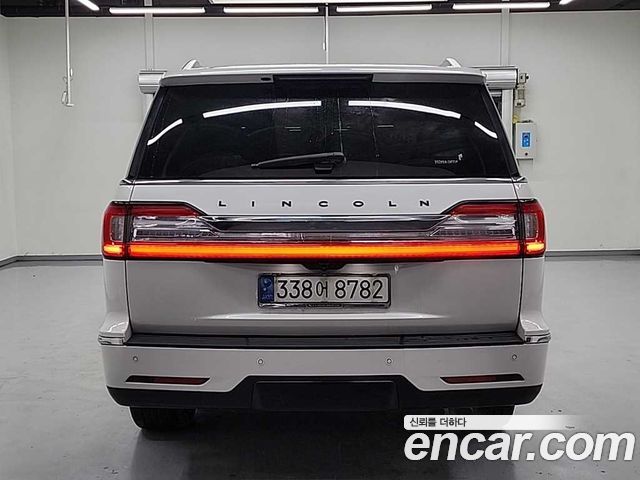 Lincoln Navigator из Кореи Encar
