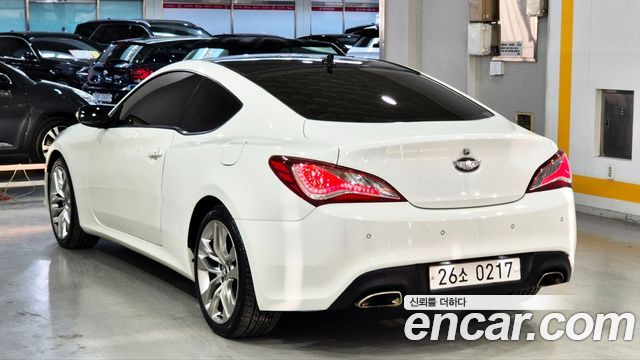 Hyundai Genesis из Кореи Encar