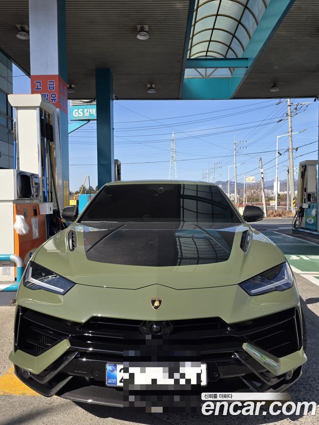 Lamborghini Urus из Кореи Encar