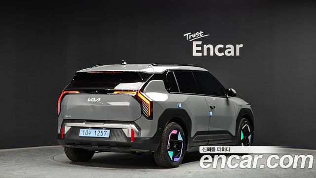 Kia EV3 из Кореи Encar