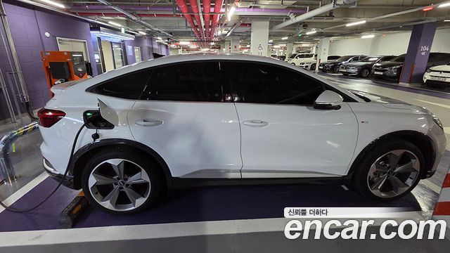 Audi Q4 e-tron из Кореи Encar
