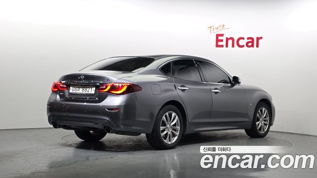 Infiniti Q70 из Кореи Encar
