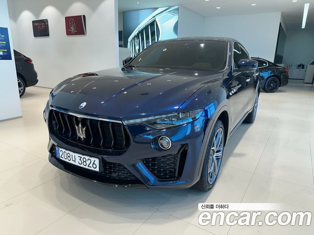 Maserati Levante из Кореи Encar