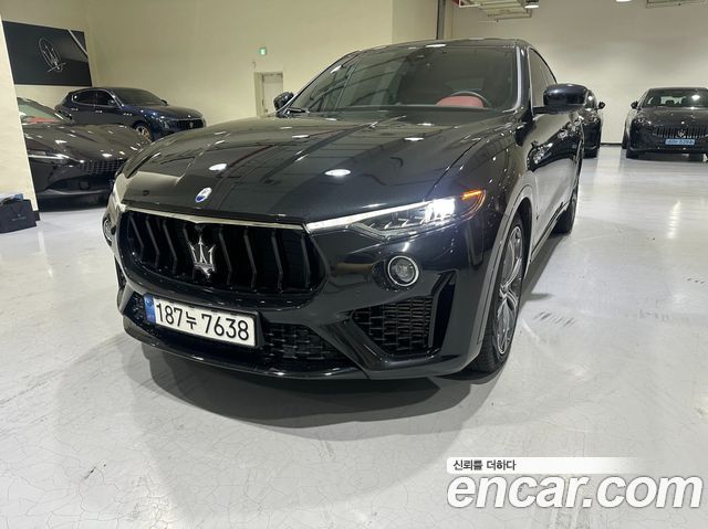 Maserati Levante из Кореи Encar