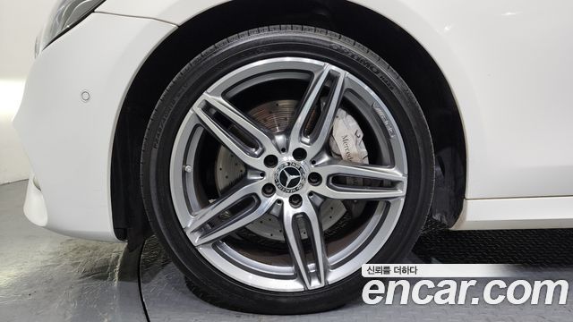 Mercedes-Benz E-Class из Кореи Encar