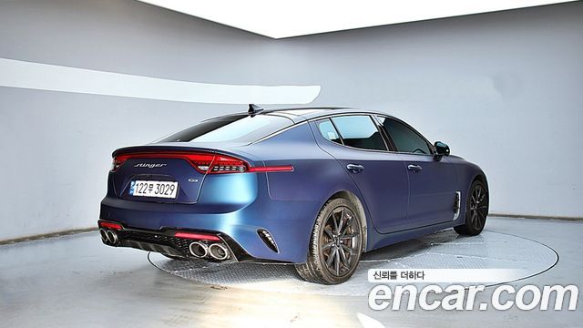 Kia Stinger из Кореи Encar