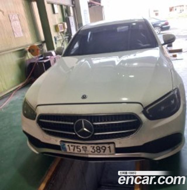 Mercedes-Benz E-Class из Кореи Encar