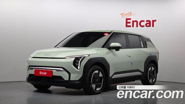 Kia EV3 из Кореи Encar