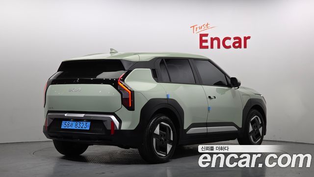 Kia EV3 из Кореи Encar