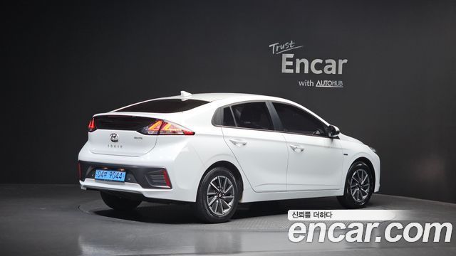 Hyundai Ioniq из Кореи Encar