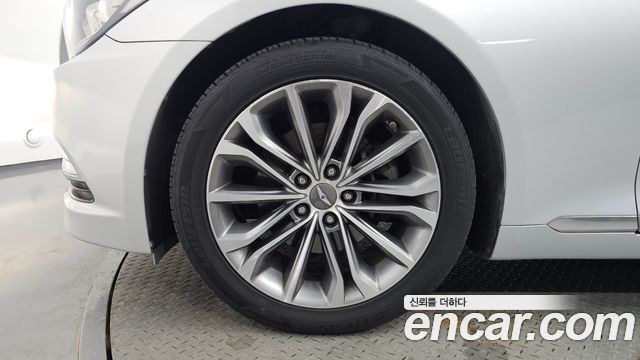 Hyundai Genesis из Кореи Encar